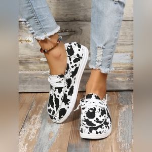 Cow print casual shoes-Shein sz 8 NWT